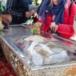 Minunea trăită de o tânără cu inima frântă, după ce s-a rugat la moaștele Sfintei Parascheva