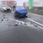 Un teribil accident rutier s-a petrecut în Huedin! Un bărbat a rămas încarcerat în mașina răsturnată, iar alte două persoane au fost rănite